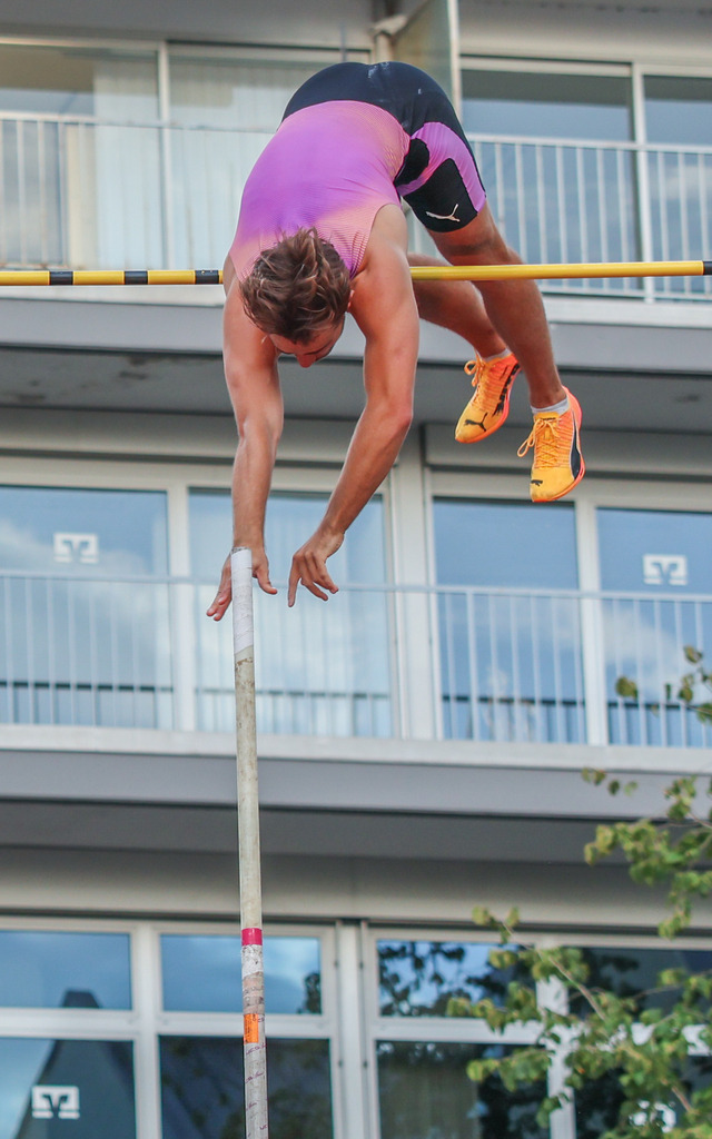 top-top.de-250828-286 | Foto, Video, Fotografie, Videografie, Fotobox, DJ, Discjockey, Musik, Musikbox, Veranstaltung, Photobooth, Amazon, Ebay, Buchtipp, Bestseller, Autor, Verlag, Buch, Wesel, Hamminkeln, NRW, Dinslaken, Rees, Drohne, Hochzeit, Party, Fotobox, Wesel, Fotograf