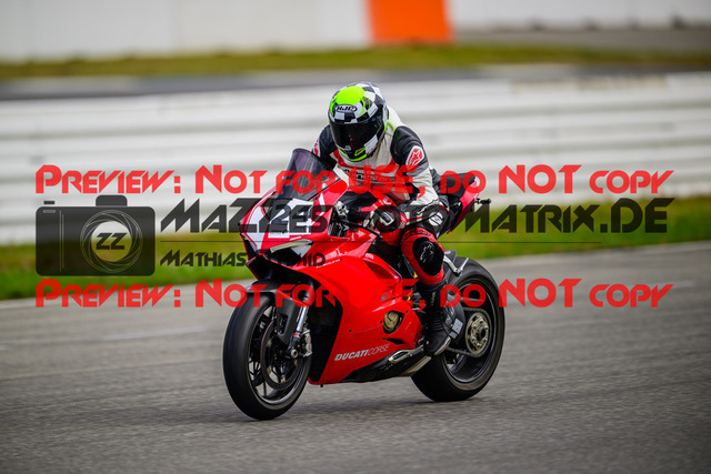 MaZZes_Fotomatrix_20250421_6021986_4949 | ROT