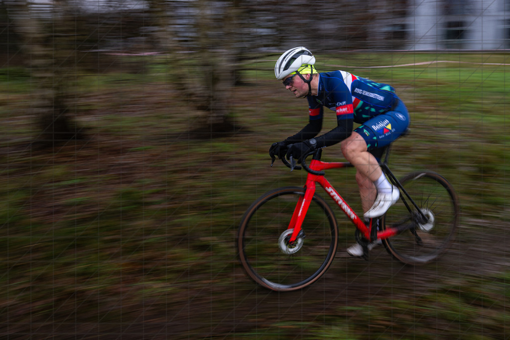 26. Stadler Weser-Ems Cup 2025/2026 - Silvestercross Melle | 31.12.25: 26. Stadler Weser-Ems Cup 2025/2026 - Silvestercross Melle / Melle / Deutschland  //   CREDIT:www.bullenfotos.de, Martin König, Hörner Weg 40, D-49078 Osnabrück, +4917663732967 // Nutzung und Weitergabe nur zu den vereinbarten Zwecken. Presseanfragen an Ersteller. Alle Rechte beim Ersteller. Honorierung nach MFM. - Realisiert mit Pictrs.com