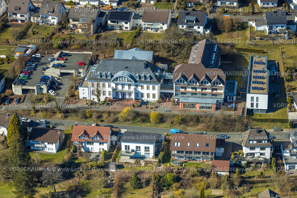 Olpe250307916Mitte | Luftbild, Erste Deutsche Bäckerfachschule Olpe - Akademie Deutsches Bäckerhandwerk WEST e.V., Bildungszentrum, Olpe-Stadt, Olpe, Sauerland, Nordrhein-Westfalen, Deutschland