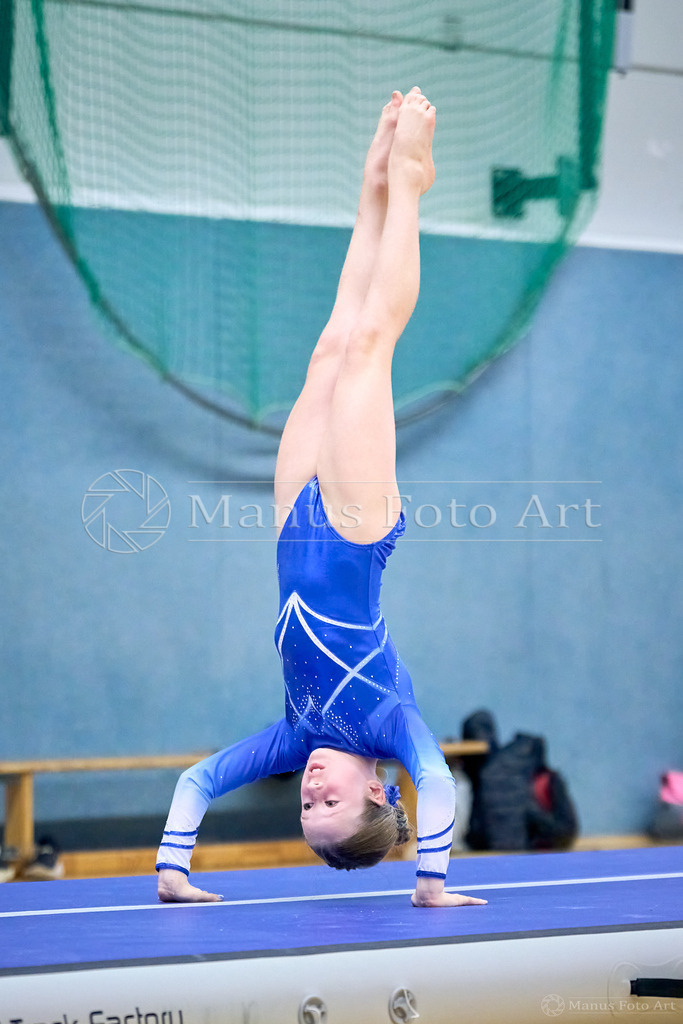2024-10-15-2-A-C-DSC02149 | Professionelle Sportfotografie in Hamburg, Schleswig-Holstein und Niedersachsen – spezialisiert auf Rhönrad, Geräteturnen, Leistungsturnen und rhythmische Sportgymnastik. Bundesweite Begleitung von Rhönrad-Events. Jetzt Sport-Fotos - Realisiert mit Pictrs.com