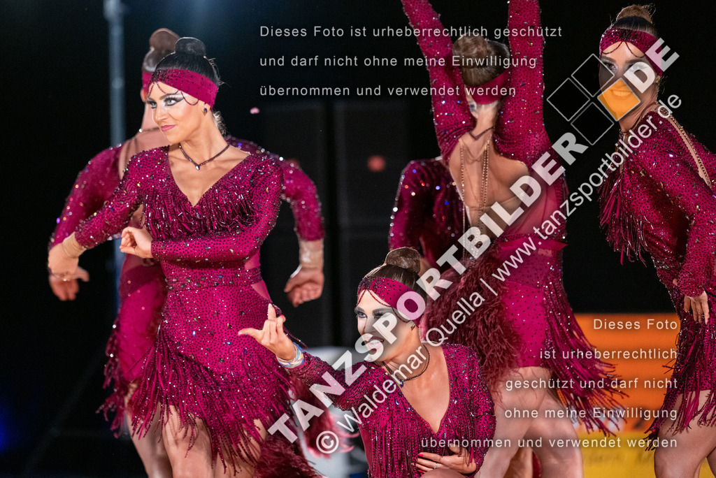 20250503-11363 | Hier finden Sie Tanz Bilder vom Latein und Standard Formationen tanzen. Sportbilder vom Tanzsport. Schöne Fotos und von Weltmeisterschaft, Europameisterschaft, Bundesliga, Regionalliga, Oberliga und Landesliga sowie von GOC Stuttgart, DanceComp, WM Bremen