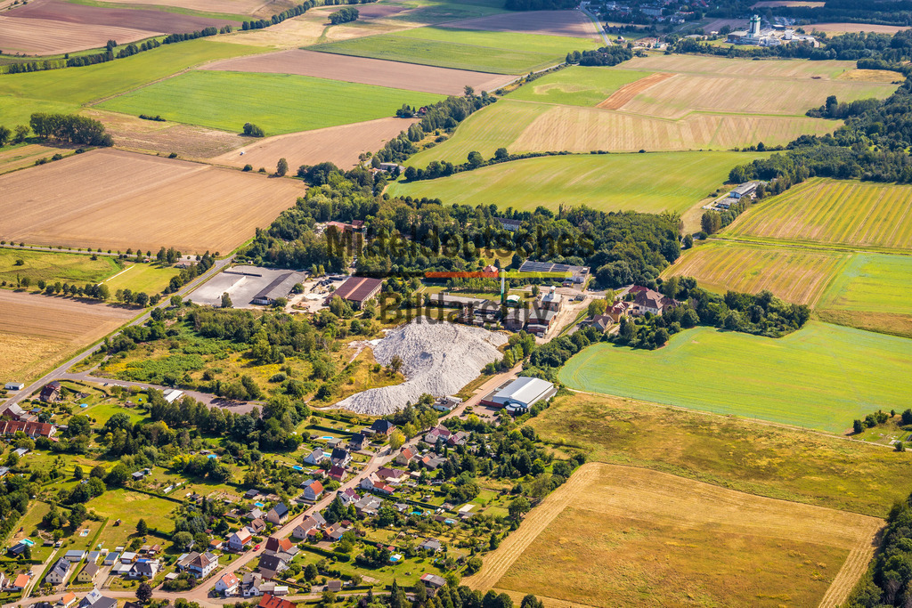 29_Beendorf_Rundahlsweg_Sporthalle_hinten_Morsleben-0540 | Beendorf - Realisiert mit Pictrs.com