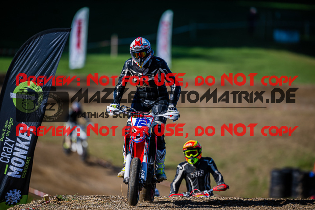 MaZZes_FotoMatrix_220903_9331 | S3