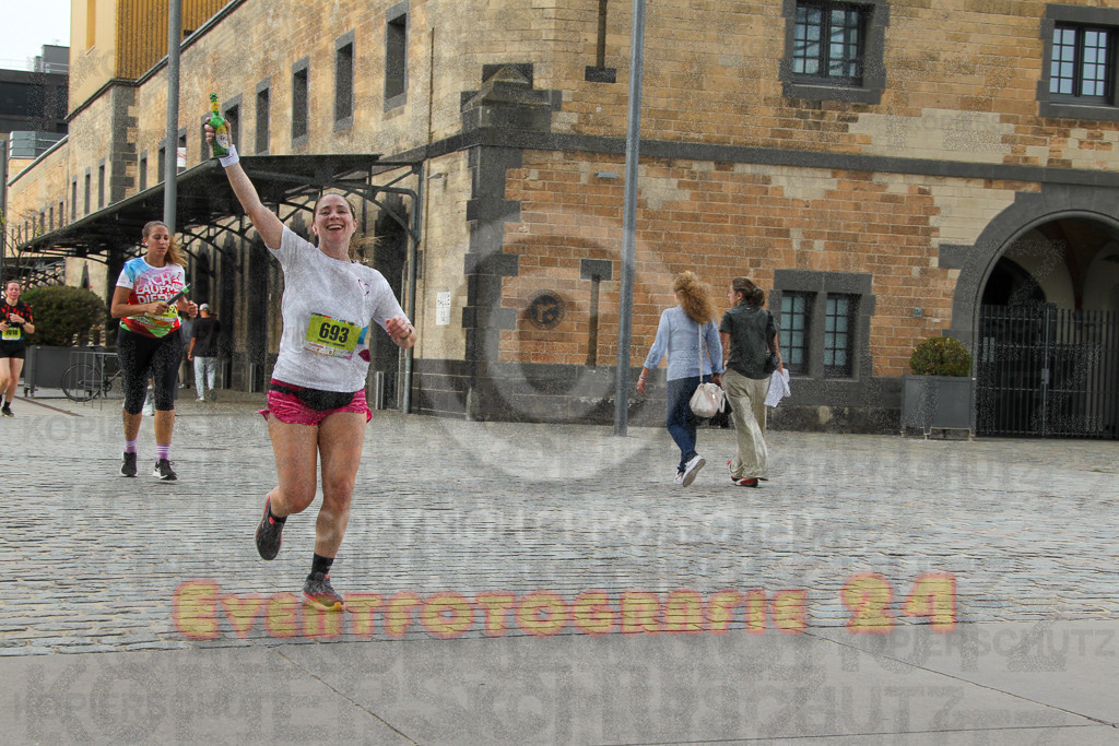 250920_1531_EV4_9021 | Sportfotografie im Rhein-Sieg Kreis, Köln, Bonn, NRW, Rheinland Pfalz, Hessen, etc. Unser Tätigkeitsfeld umfasst den Laufsport vom Volkslauf über den Marathon, Duathlon, Triathon bis zum Ultralauf wie Kölnpfad Ultra oder Schindertrail.