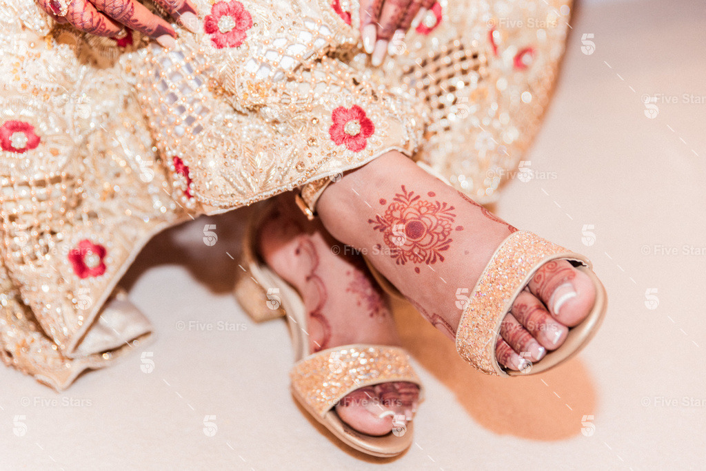 Hochzeit-85 (1) | Five Stars Fotografie und Videografie fängt Ihre besonderen Momente mit atemberaubenden Bildern und hochwertigen Videos ein. Perfekt für Hochzeiten, Events und mehr – lassen Sie sich von unserer Expertise und Kreativität begeistern.