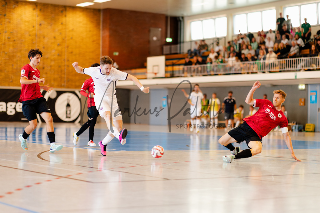 Futsal-Bundesliga, Saison 2025/2026, 2. Spieltag: SC Preußen Münster - FC Liria Futsal Berlin | Futsal-Bundesliga, Saison 2025/2026, 2. Spieltag, SC Preußen Münster empfängt FC Liria Berlin in der Universitäts-Sporthalle in Münster. Foto: sportfotografie.ms | Markus Paletta - Realisiert mit Pictrs.com