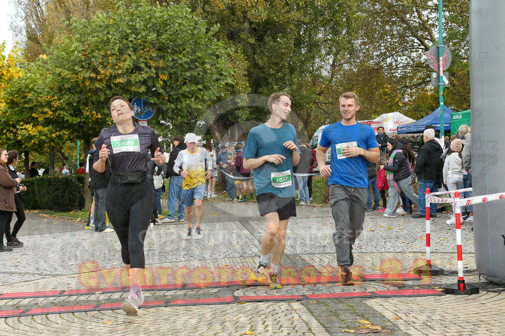 241020_1113_EX1_1506 | Sportfotografie im Rhein-Sieg Kreis, Köln, Bonn, NRW, Rheinland Pfalz, Hessen, etc. Unser Tätigkeitsfeld umfasst den Laufsport vom Volkslauf über den Marathon, Duathlon, Triathon bis zum Ultralauf wie Kölnpfad Ultra oder Schindertrail.