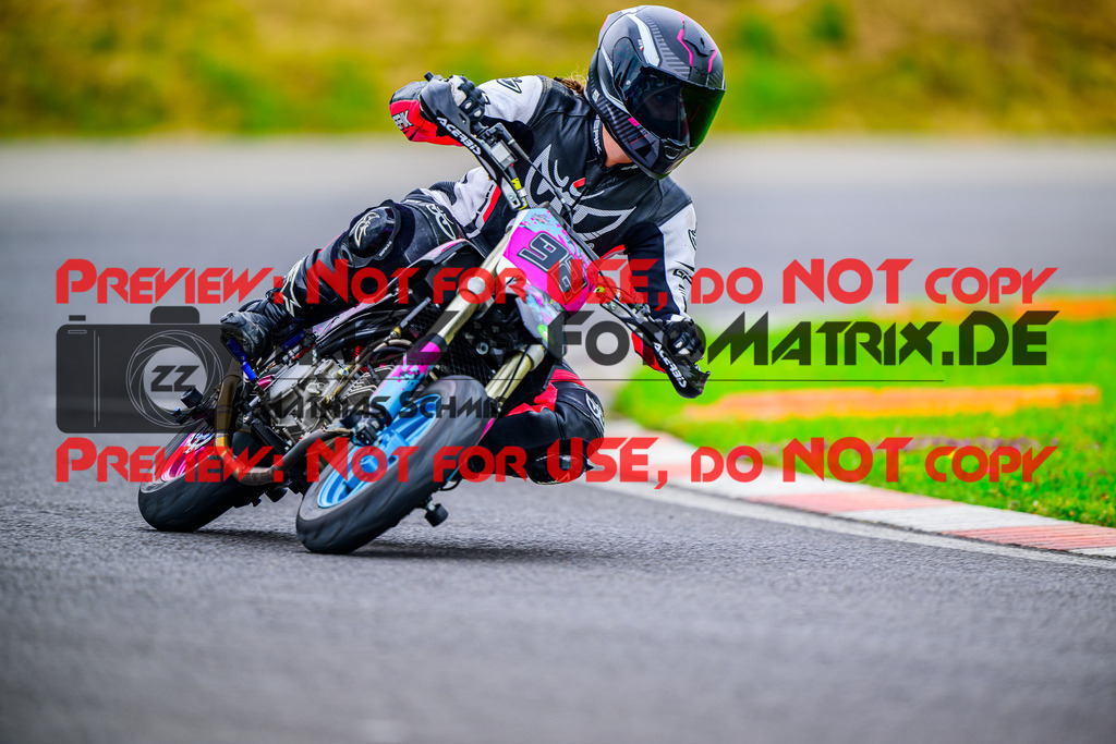 MaZZes_FotoMatrix_240608_6007705_8038 | STK