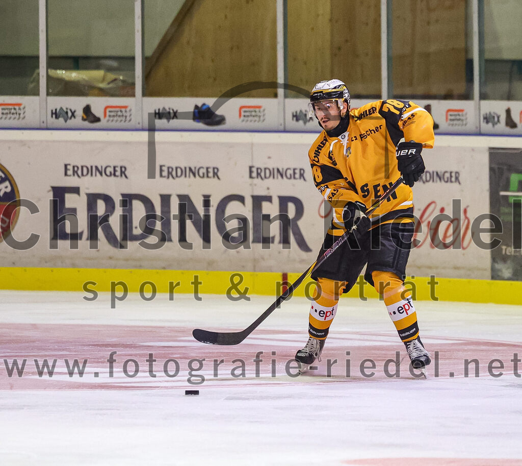 2025-08-22_039_TSV_Erding_gegen_EV_Fuessen | Erding, Deutschland, 22.08.2025:Eishockey, Oberliga Süd 2025 / 2026, Testspiel, TSV Erding gegen EV Füssen, Endergebnis: 1:4Nikita Naumann (EV Füssen, #78)Foto: Christian Riedel / fotografie-riedel.net