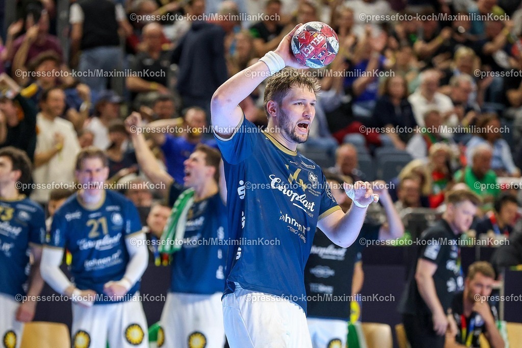 xSSCx18042602069 | 18.04.2026, xsscx, Handball, DHB-Pokal Lidl Final4, Halbfinale, Bergischer HC - SC Magdeburg, Saison 2025 / 2026 Herren, Lanxess Arena, Köln: Gerdas Babarskas (Bergischer HC #14) Photo: xSandraxScherningxPressefotoKochx