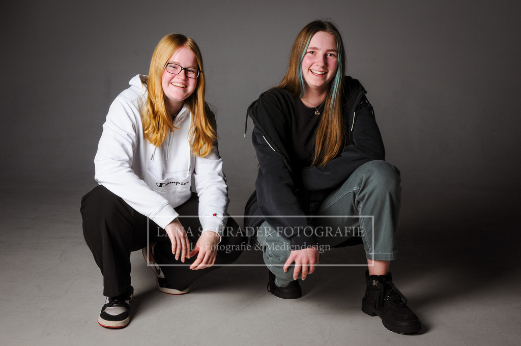 Maja und Maja Shooting 16.01.23-23 | lanaschraderfotografie - Realisiert mit Pictrs.com