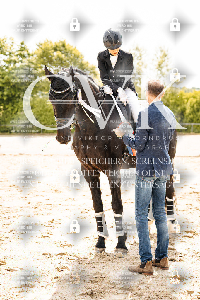 CK703615 | Turnierfotografie Pferdefotografie Trier Rheinland-Pfalz Pferdesport Reitsport Tierfotografie Sportfotografie Pferdevideo Pferdevideografie Equestrianvideography equestrianphotography  - Realisiert mit Pictrs.com