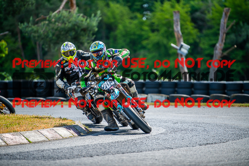 MaZZes_FotoMatrix_220529_6508 | Fotograf Mathias Schmid
Sportfotograf,
Eventfotograf,
Hochzeitsfotograf,
Portraitfotograf