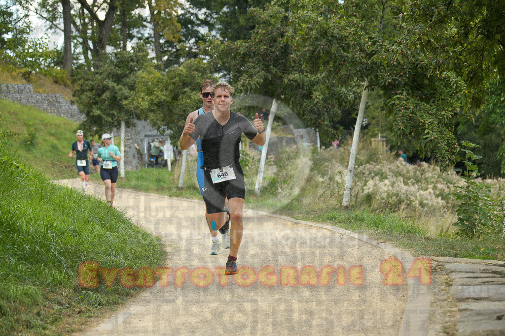 250824_1421_EX1_5931 | Sportfotografie im Rhein-Sieg Kreis, Köln, Bonn, NRW, Rheinland Pfalz, Hessen, etc. Unser Tätigkeitsfeld umfasst den Laufsport vom Volkslauf über den Marathon, Duathlon, Triathon bis zum Ultralauf wie Kölnpfad Ultra oder Schindertrail.