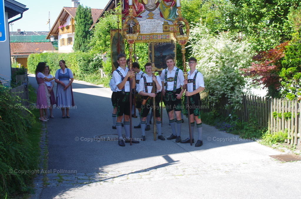 IMGP5482 | fotografiert von Axel PollmannLeonhardi Wallfahrt Benediktbeuern und Murnau, Fronleichnam, Fasching, Landschaft im Loisachtal und Benediktbeuern  - Realisiert mit Pictrs.com