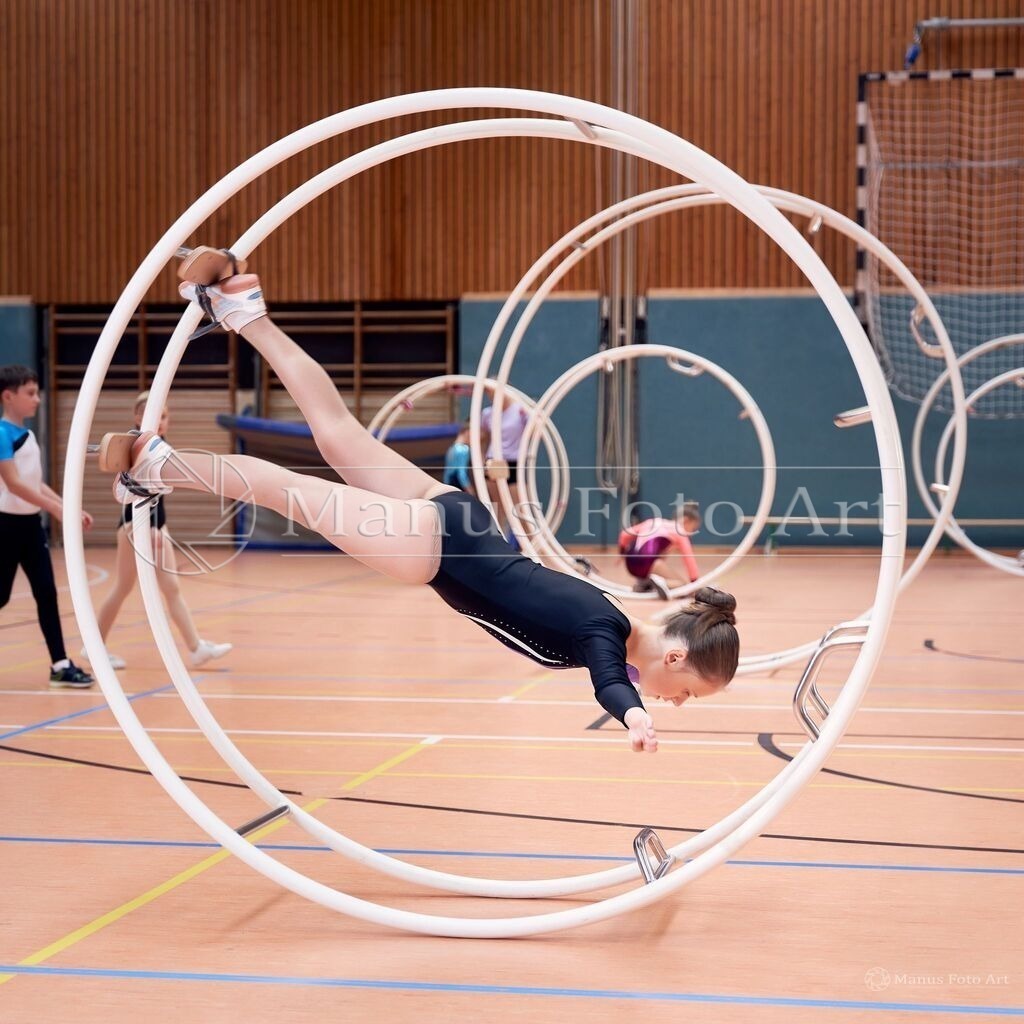 DSC00212 | Professionelle Sportfotografie in Hamburg, Schleswig-Holstein und Niedersachsen – spezialisiert auf Rhönrad, Geräteturnen, Leistungsturnen und rhythmische Sportgymnastik. Bundesweite Begleitung von Rhönrad-Events. Jetzt Sport-Fotos - Realisiert mit Pictrs.com