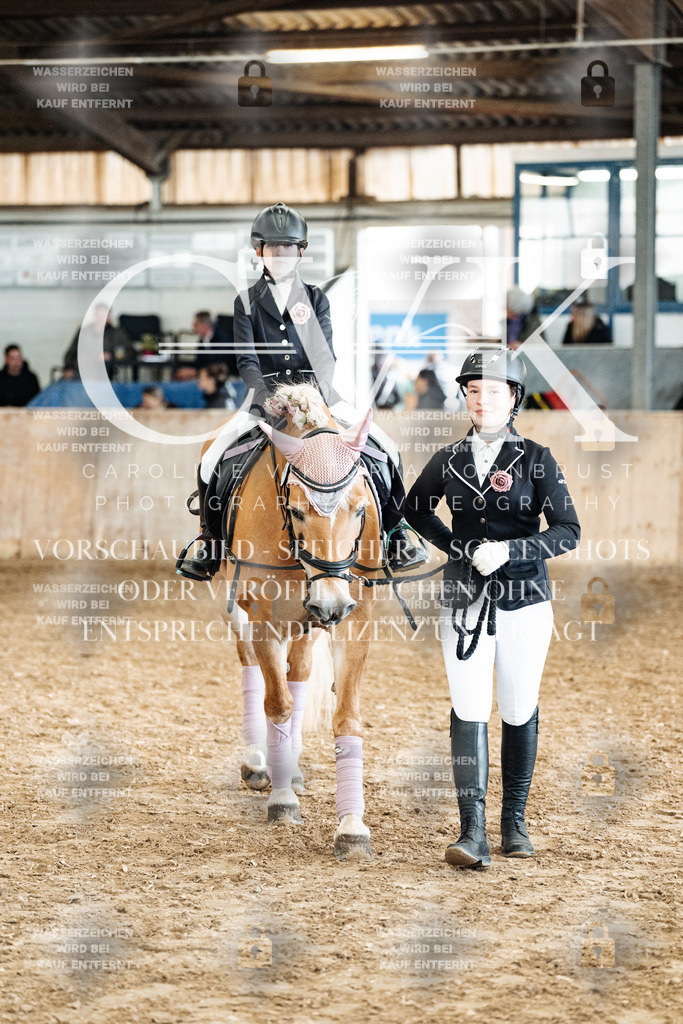 CK906142 | Turnierfotografie Pferdefotografie Trier Rheinland-Pfalz Pferdesport Reitsport Tierfotografie Sportfotografie Pferdevideo Pferdevideografie Equestrianvideography equestrianphotography  - Realisiert mit Pictrs.com