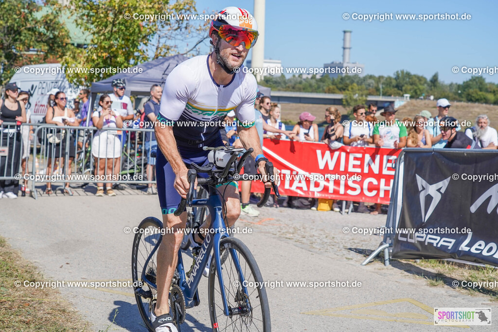 DSC01181 | Vienna Triathlon 2024                                        P3 Event                                                             #yourpictrs #sportshot_your_pictrs                 @Sportshotphotography                                     Photo Credit: www.sportshot.de