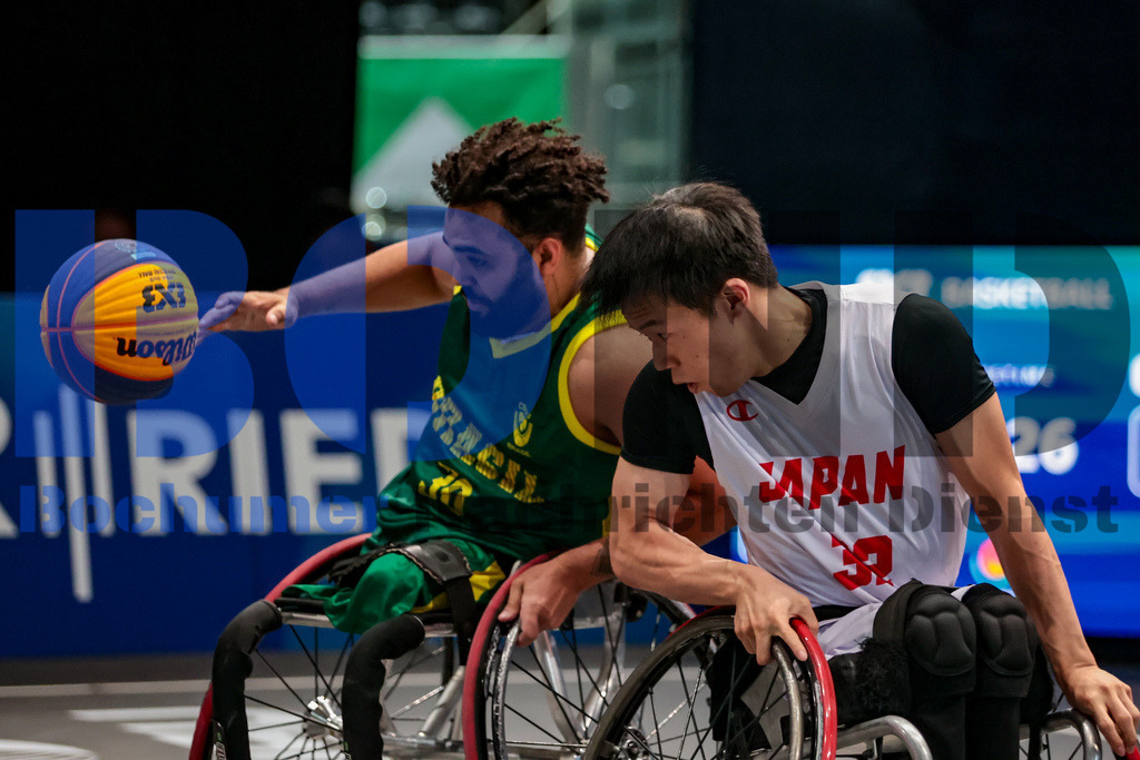 SES_TTG3X320250718-2372 | bond - Realisiert mit Pictrs.com