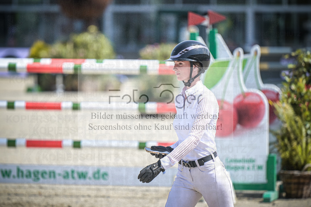 DOS_3276 | Entdecke hochwertige Reitturnierfotos von Foto Oger. Professionell, emotional und authentisch – jetzt Lieblingsmomente im Shop bestellen.Deutschlandweite Turnierfotografie. - Realisiert mit Pictrs.com