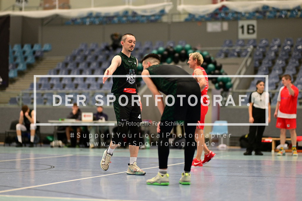 Basketball I Herren I Saison 2024-2025 I Oberliga Hamburg I HNT Hamburg Bears - Walddörfer SV I 077164 | Der Sportfotograf. - Realized with Pictrs.com