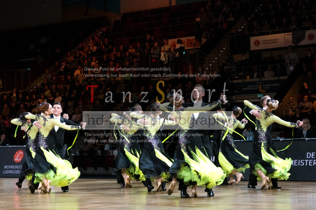 20241109_DM-Formationen_5419 | Tanzsportbilder, Standardtanz, Lateintanz, WDSF, DTV, LTVB, dancecomp, goc, hessen tanzt, blaues band der spree, walzer, tango, wiener walzer, slowfox, quickstepp, samba, rumba, cha-cha-cha, paso doble. jive, hd-kroft photography, turniertanzsport