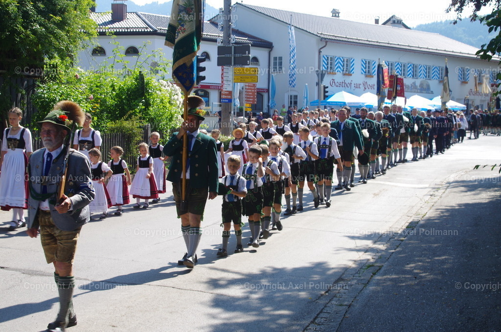 IMGP4014 | fotografiert von Axel PollmannLeonhardi Wallfahrt Benediktbeuern und Murnau, Fronleichnam, Fasching, Landschaft im Loisachtal und Benediktbeuern  - Realisiert mit Pictrs.com