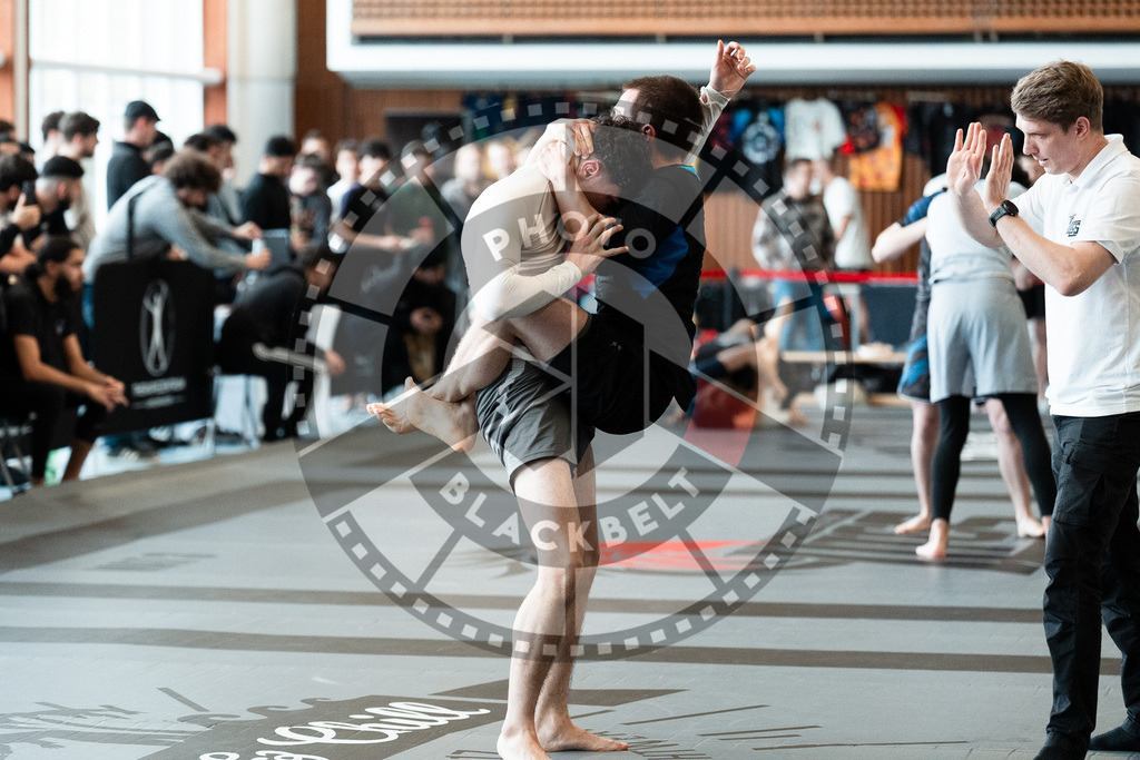 20251129PBB6773 | Fighters compete during the luta livre competition ILLCS XI winter edition on November 29, 2025 in Hannover, Germany.