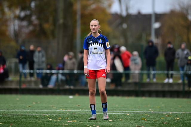 Fußball I Juniorinnen I Saison 2025-2026 I Regionalliga Nord I 7. Spieltag I Hamburger SV U17 - SpVg Aurich U17 I 03233 | Der Sportfotograf. - Realisiert mit Pictrs.com