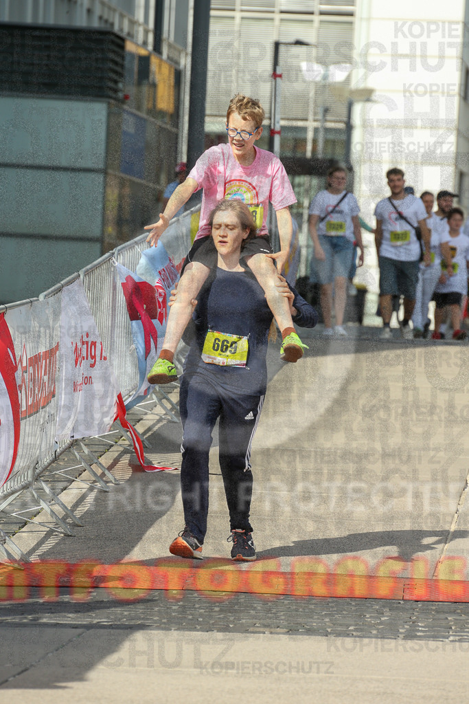 250920_1358_EX1_7173 | Sportfotografie im Rhein-Sieg Kreis, Köln, Bonn, NRW, Rheinland Pfalz, Hessen, etc. Unser Tätigkeitsfeld umfasst den Laufsport vom Volkslauf über den Marathon, Duathlon, Triathon bis zum Ultralauf wie Kölnpfad Ultra oder Schindertrail.