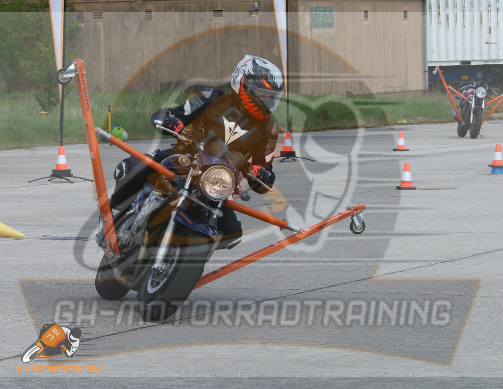 IMG_2185 | gh-motorradtraining-foto.de - Realisiert mit Pictrs.com