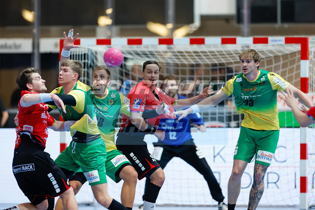 VfL Eintracht Hagen - TV 05/07 Huettenberg | 
Handball: VfL Eintracht Hagen - TV 05/07 Huettenberg - Realisiert mit Pictrs.com