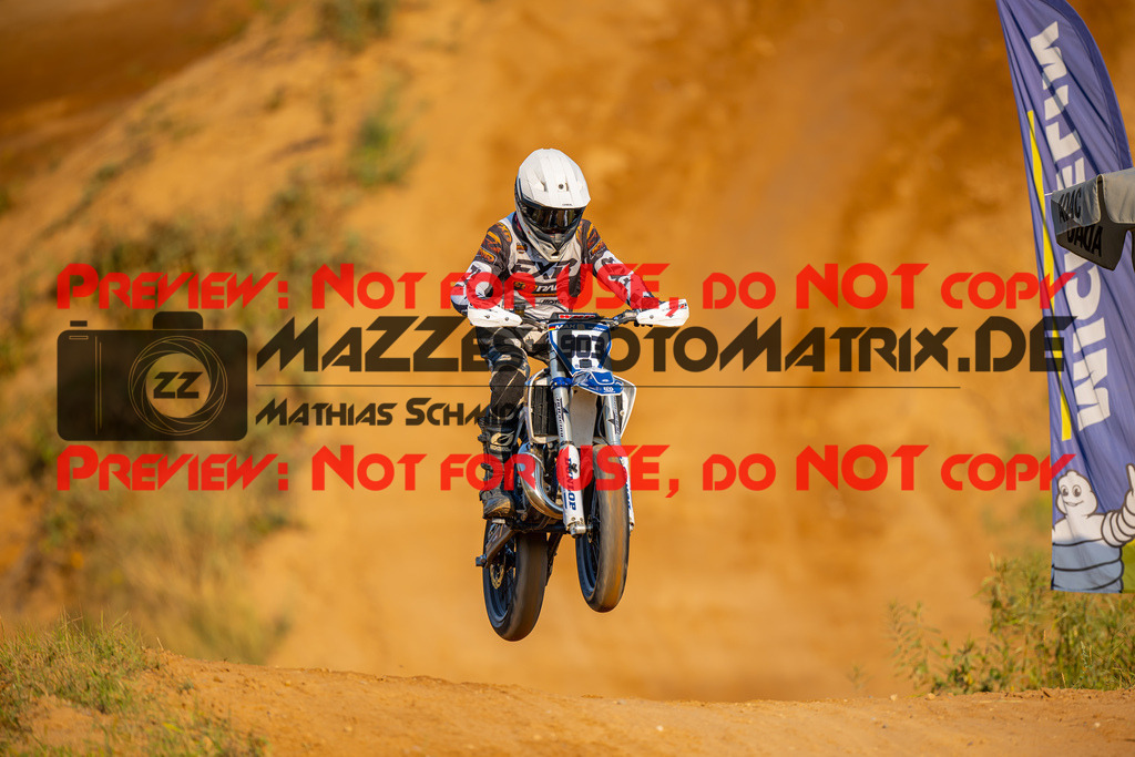 MaZZes-Fotomatrix-20260815-599052 | ROOKIES