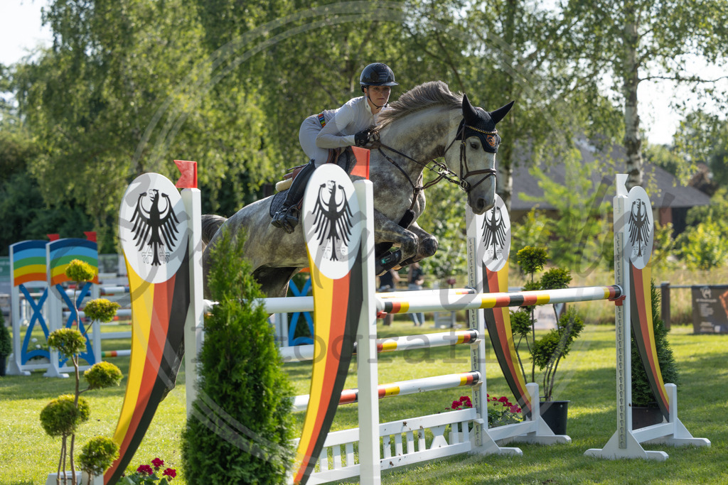 994A3269 | sabrinanicolaifotografie - Realisiert mit Pictrs.com