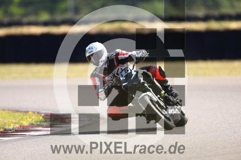 0015-20260525_00290 | Schöne Erinnerungen an spannende Momente - das festzuhalten ist unser Job. PIXELrace.de ist seit 2003 auf den Rennstrecken Europas unterwegs um die Action draußen beim Fahren und die wunderbare Stimmung imm Fahrerlager für euch einzufangen.