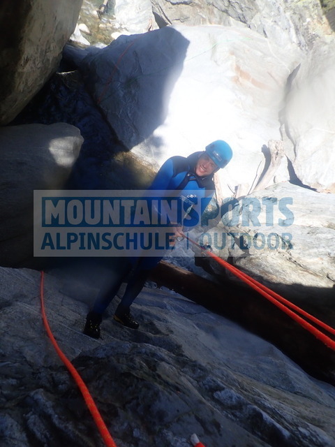 P9200030 | Bestelle die Bilder deines Berg- oder Wasser-Abenteuers mit Mountain Sports bequem von zu Hause aus direkt über unseren Online Fotoshop von pictrs.com. - Realisiert mit Pictrs.com