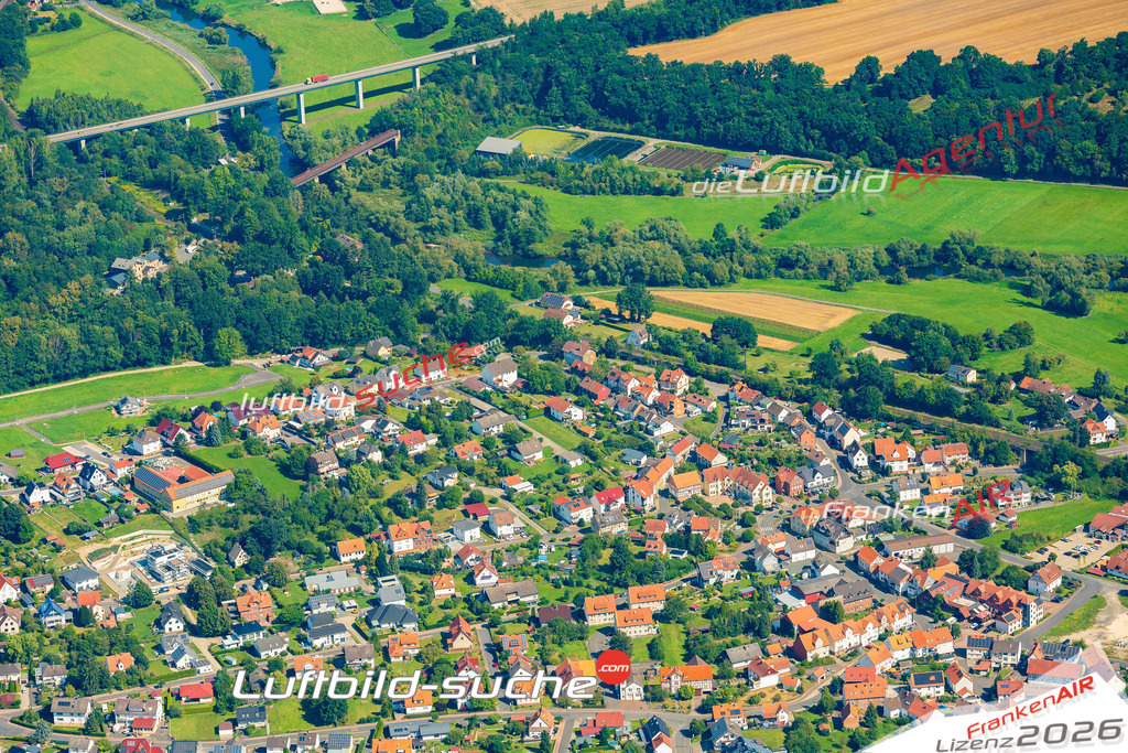 Übersichts Bild Malsfeld - Die Luftaufnahme wurde 2025 vom UL-Flugzeug heraus erstellt ( keine Drohnenaufnahme ) - Hochauflösende Luftaufnahme - für Wandbilder und großformatige Ausdrucke geeignet. Das besondere Geschenk!Hier alle&nbsp;Infos zur Lizenzierung der LuftaufnahmeWir fliegen auch dieses Jahr wieder in Ihre Region um Luftbilder zu erstellen.- Luftbild anfragen