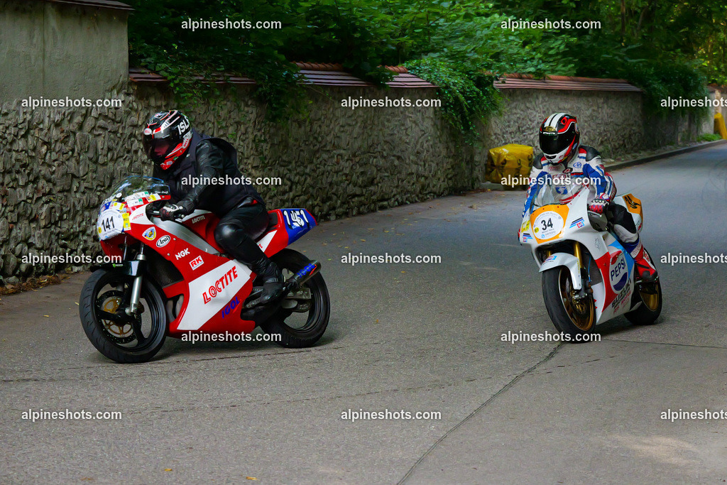 P1015570 | Erleben Sie atemberaubende, hochqualitative Fotos Ihrer Fahrt entlang der malerischen Alpenstraßen. Besuchen Sie alpineshots.com, um professionelle Aufnahmen Ihrer unvergesslichen Reise zu finden und zu kaufen - Realisiert mit Pictrs.com