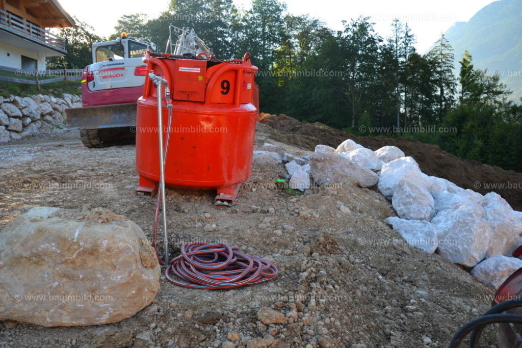 bib-lg01-baustelleneinrichtung-0013 | Nach LV-Leistungsgruppen sortierte Detailfotos über den Bau eines Hauses. Alle Hausbau-Bilder direkt vom Urheber und Autor der Website Haus-Selber-Bauen.com