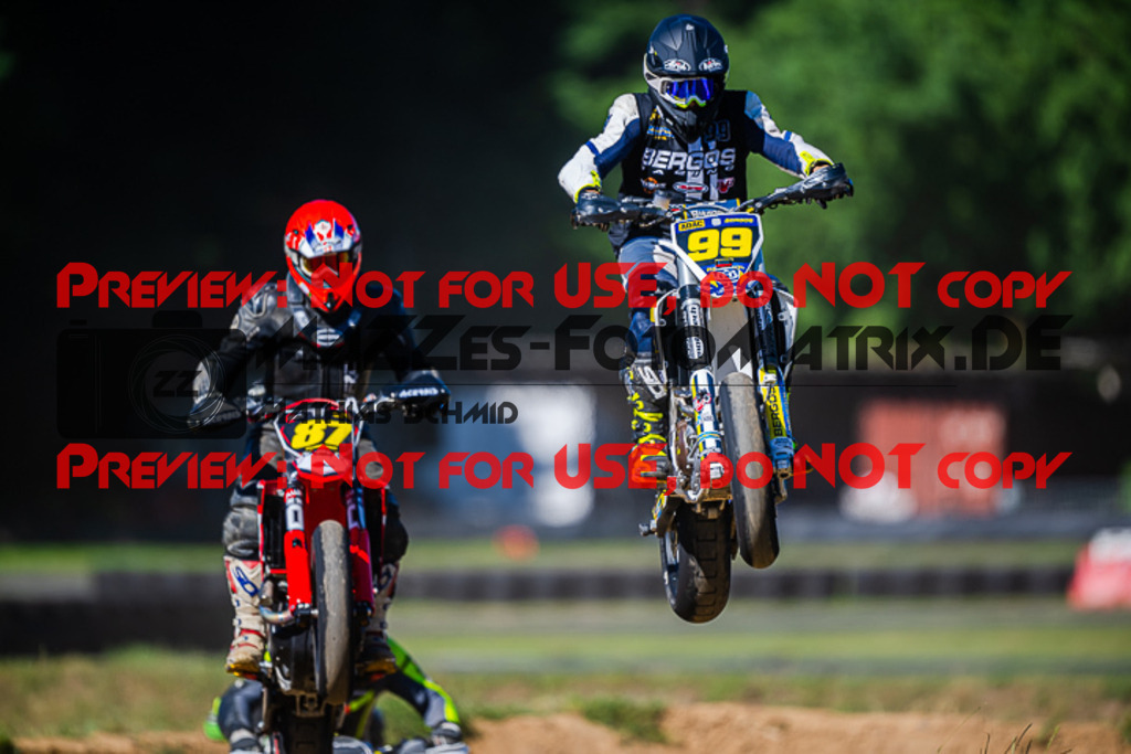 MaZZes_FotoMatrix_220702_3866 | S2