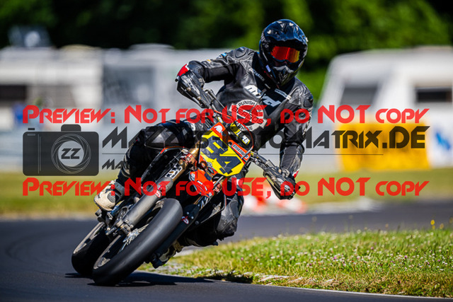 MaZZes_FotoMatrix_220702_3116 | S1