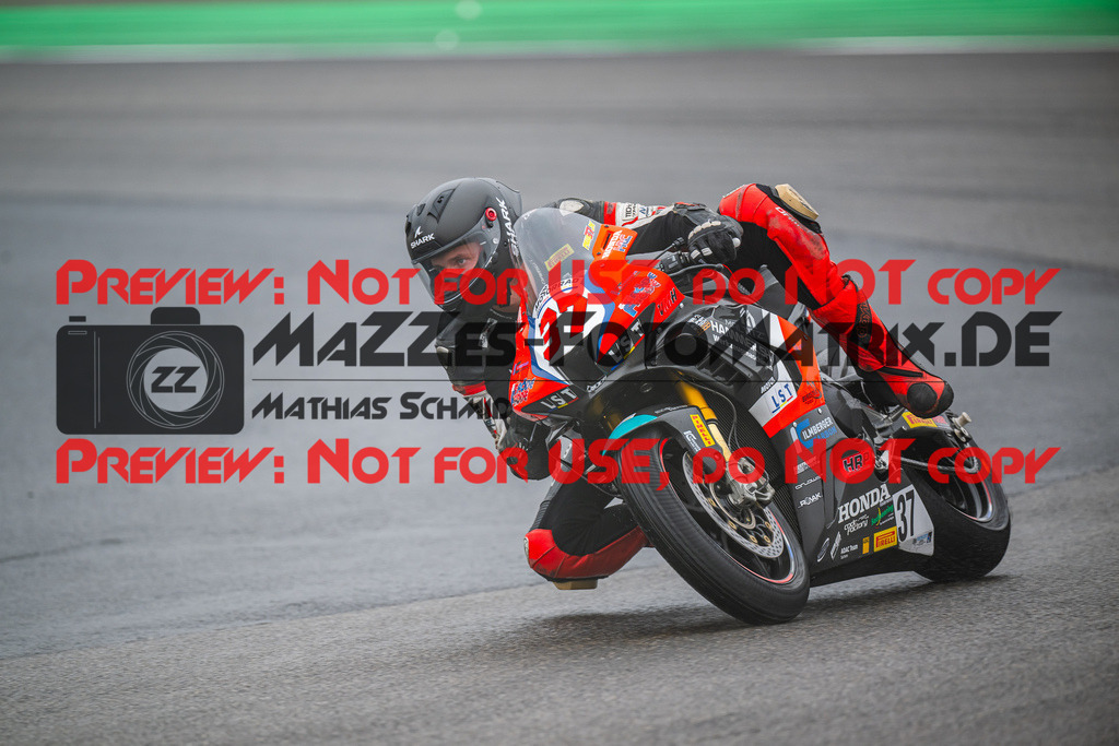 MaZZes_FotoMatrix_240830_6007705_1302 | STK1000