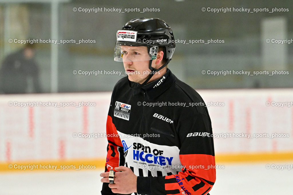 ESV FERLACH vs. ESC SOCCERZONE STEINDORF | UNTERWEGER Dominik Referee, ESV FERLACH vs. ESC SOCCERZONE STEINDORF, ESV FERLACH vs. ESC SOCCERZONE STEINDORF am 22.11.2024 in Ferlach (Eishalle Ferlach ), Austria, (Photo by Bernd Stefan)