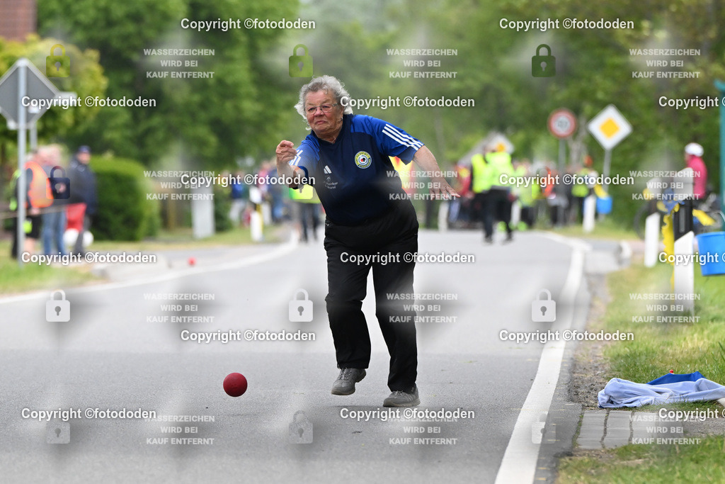 DSC_5945 | Erika Ölrichs / Stedesdorf Platz 6 = 961mFrauen IV - Gummi