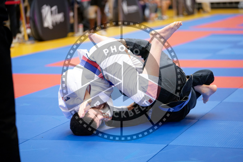 20240203PBB07874 | Fighters compete during the Brazilian Jiu-Jitsu Championship of the AJP Tour in Maintal by Frankfurt am Main, Germany, on February 2, 2024.