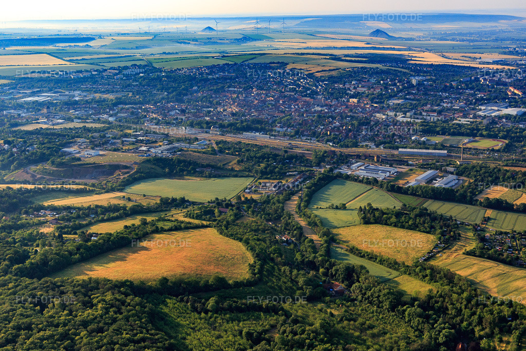 Luftbild: Ortsansicht von Norden in Sangerhausen im Bundesland Sachsen-Anhalt in Deutschland. Foto: IMG_136679.jpg vom 18.06.2023 durch Werner Riehm/FLY-FOTO.de