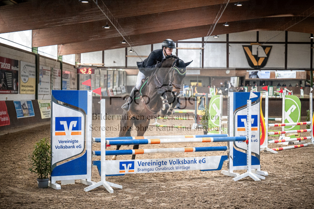 DOS_0995 | Entdecke hochwertige Reitturnierfotos von Foto Oger. Professionell, emotional und authentisch – jetzt Lieblingsmomente im Shop bestellen.Deutschlandweite Turnierfotografie. - Realisiert mit Pictrs.com