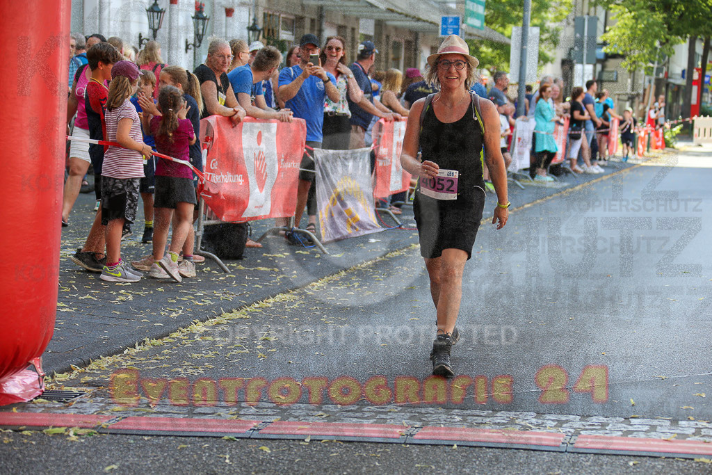 220625_1711_EX1_6349 | Sportfotografie im Rhein-Sieg Kreis, Köln, Bonn, NRW, Rheinland Pfalz, Hessen, etc. Unser Tätigkeitsfeld umfasst den Laufsport vom Volkslauf über den Marathon, Duathlon, Triathon bis zum Ultralauf wie Kölnpfad Ultra oder Schindertrail.