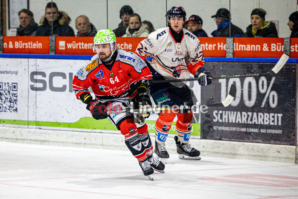 TSV Peißenberg MINERS gegen ESC Kempten SHARKS | Eishockey Bayernliga Herren Pre-Playoffs 2024/25, TSV Peißenberg MINERS gegen ESC Kempten SHARKS, 20250131,Marek HALODA (MINERS 64) in Aktion,2025-01-31 in Peißenberg (Eisstadion Peißenberg)Marek HALODA (MINERS 64)Copyright: WolfgangxLindner foto-lindner.de